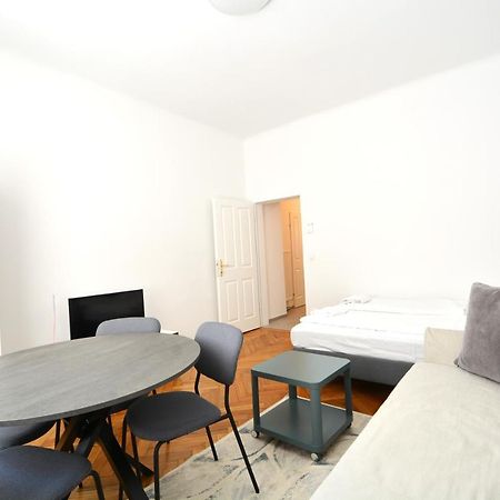 Universum Apartment 4 Вена Экстерьер фото